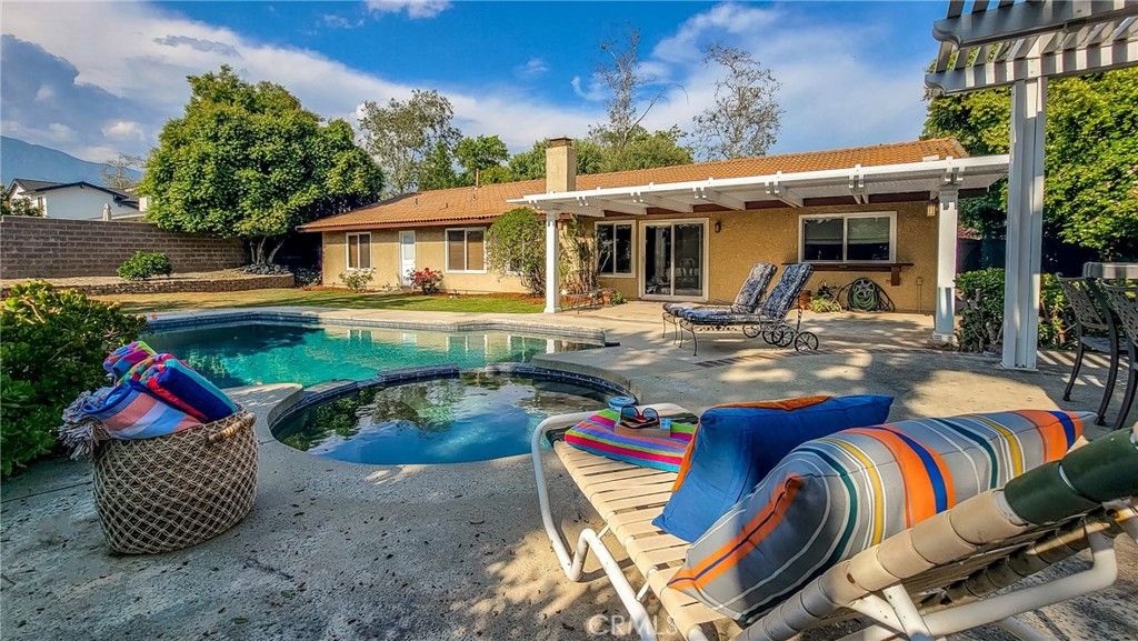 listing image 130726414745214325708