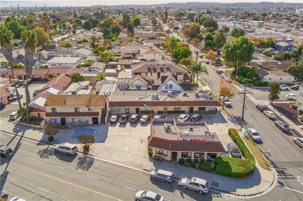 840-844 E Mission Rd is a value-add retail center of approximately 11,400 SF in the vibrant city of San Gabriel. Located on a corner lot, the 2 lots combine for approximately 16,633 SF. The project consists of 7 retail units, an apartment and a storage area. Tenants are currently on modified gross leases and below market rental rates. Immediate upside by converting expiring and month to month leases to NNN. Large new development taking place 1 block north of the property (+/-243 new residential units). Property is strategically located between the 10 and 210 freeways. A majority of tenants are on month to month leases and the longer term leases have termination clauses at the new buyer's benefit.