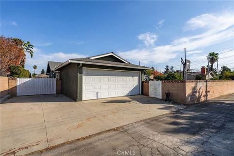 A home in San Dimas