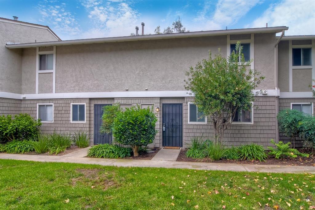 INVESTORS! Motivated Seller! Townhouse! New stainless steel stove, microwave, granite counter tops new cabinets with matching dishwasher! New carpets, paint, plumbing, electrical. New bathrooms, large laundry room. Huge bedroom with 2 walk in closets, and a great dressing area. Nice mountain views from upstairs. Big private patio Detached 1 car garage and 1 assigned parking space (D). Complex is well maintained with a large pool and spa for your enjoyment. Perfect unit for a first time buyer or investor! Neighborhoods: Warmlands Complex Features: , Equipment: Garage Door Opener, Range/Oven Other Fees: 0 Sewer: Sewer Connected Topography: GSL
