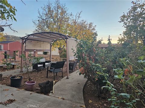 A home in Clearlake Oaks