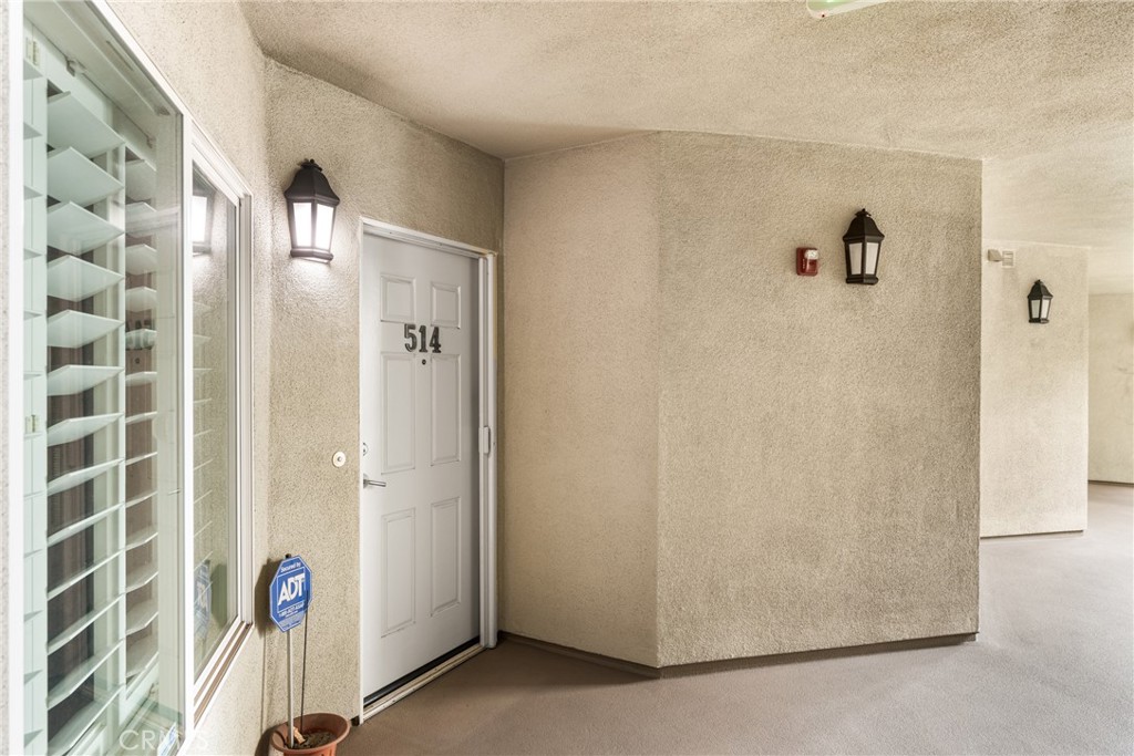 1000 E Ocean Boulevard 514
