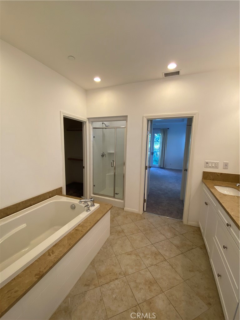 MAGNOLIA (CVMAG) - Residential Lease