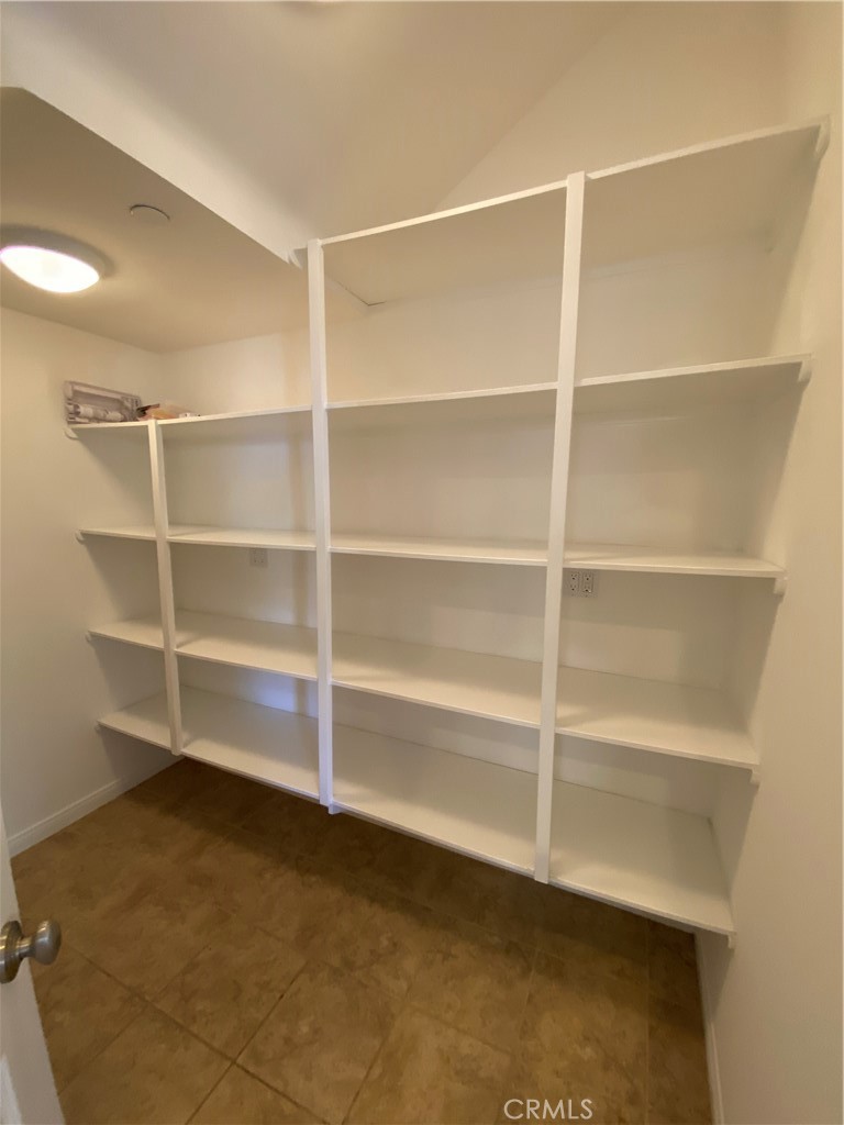 MAGNOLIA (CVMAG) - Residential Lease