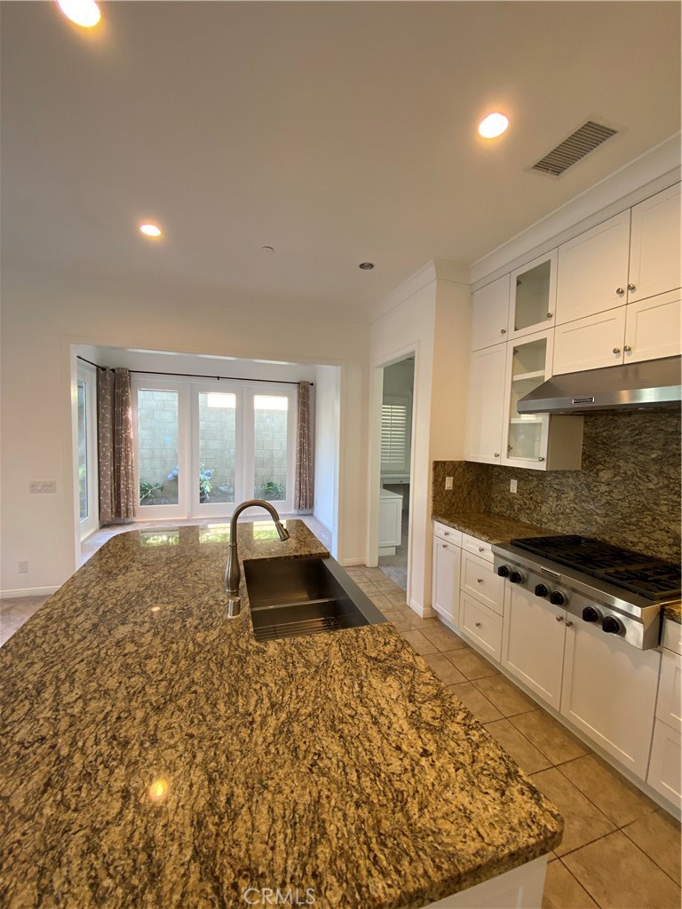 MAGNOLIA (CVMAG) - Residential Lease