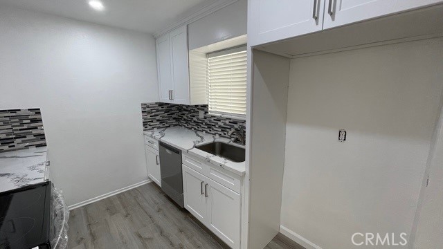 7631 Reseda Boulevard 79-X