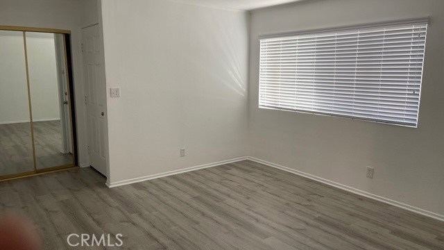 7631 Reseda Boulevard 79-X