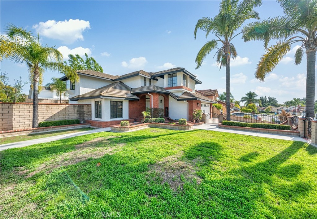 890 San Nicholas Drive