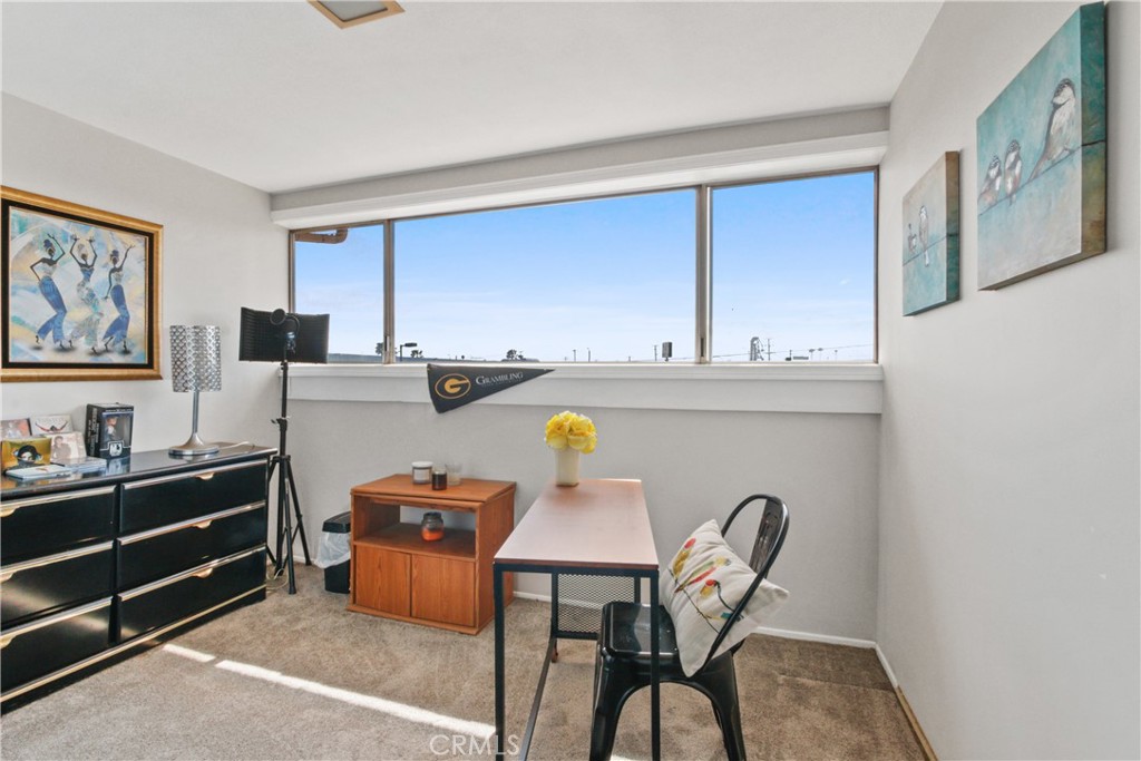 Photo 6 of 16 of 15312 S Normandie Avenue 201 condo