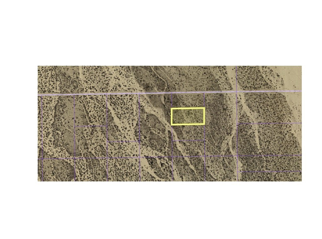 This beautiful lot is located 1/2 mile north of Palmdale Blvd. Near Antelope Center area. This rural location is ready for investing and bright future for development. Priced right for fast sale.