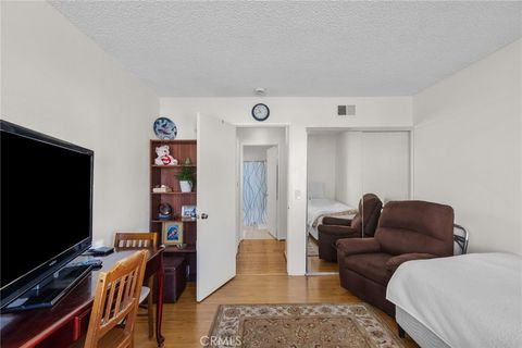 listing image 30
