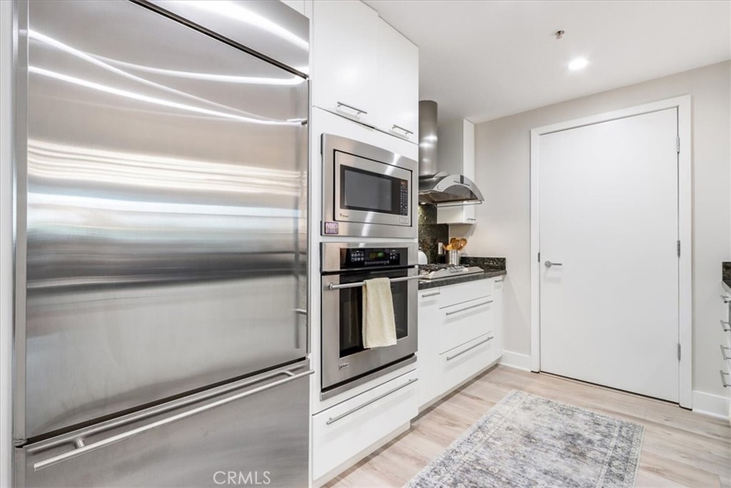 3141 Michelson Drive 301