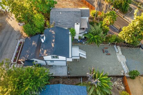 A home in Lake Elsinore