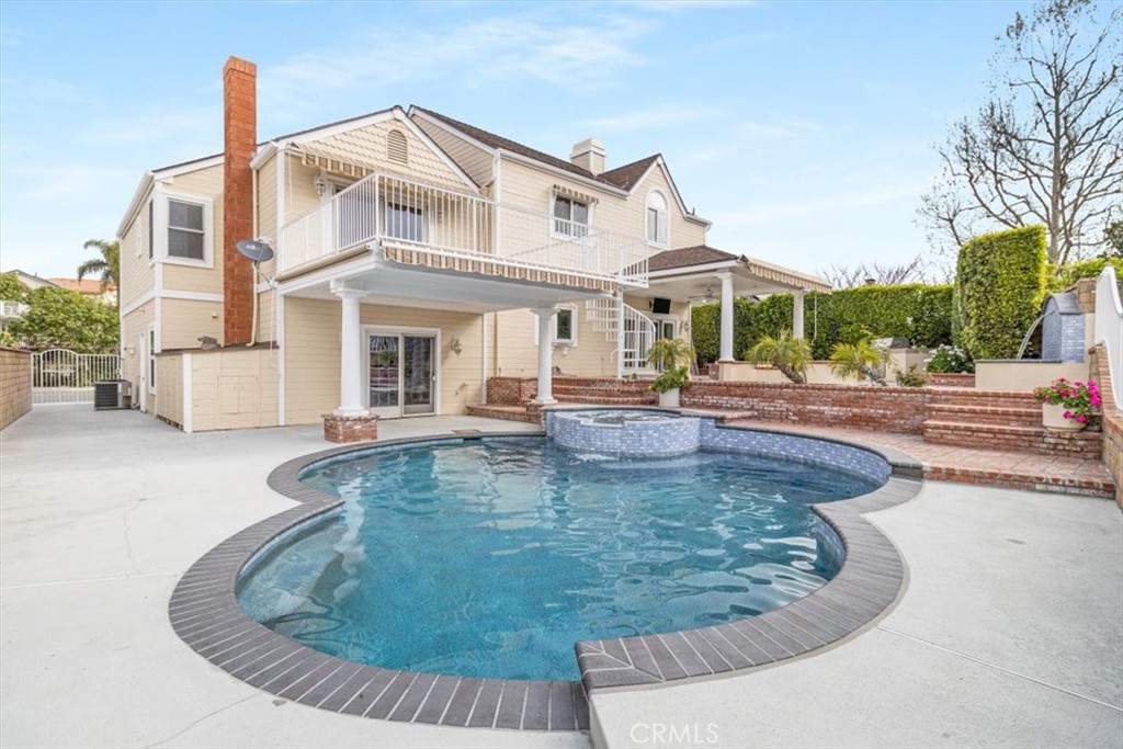 25912 Densmore Drive