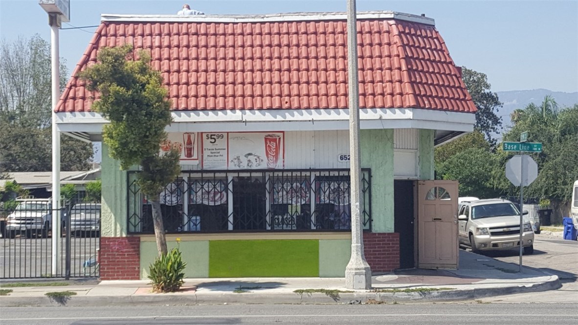 This is a Great Opportunity for Investors!!! There is a total of 5 parcels on this sale, Great Location!!! Please check with the County for specific and details. Buyer to Verify all information and rely on their own investigation. Sold AS IS; Don't let pass this only one time opportunity.
652 W. Baseline Street San Bernardino CA 92410 /APN#0145-231-27-0000/RESTAURANT
676 W. Baseline Street San Bernardino CA 92410 / APN#0145-231-28-0000/RETAIL
694 W. Baseline Street San Bernardino CA 92410/APN#0145-231-02-0000/RETAIL
1218 N.Berkeley Avenue San Bernardino CA 92405/APN#0145-231-26-0000/MISC.
W. Baseline Street, San Bernardino CA 92405/ APN#0145-231-01-0000/MISC.