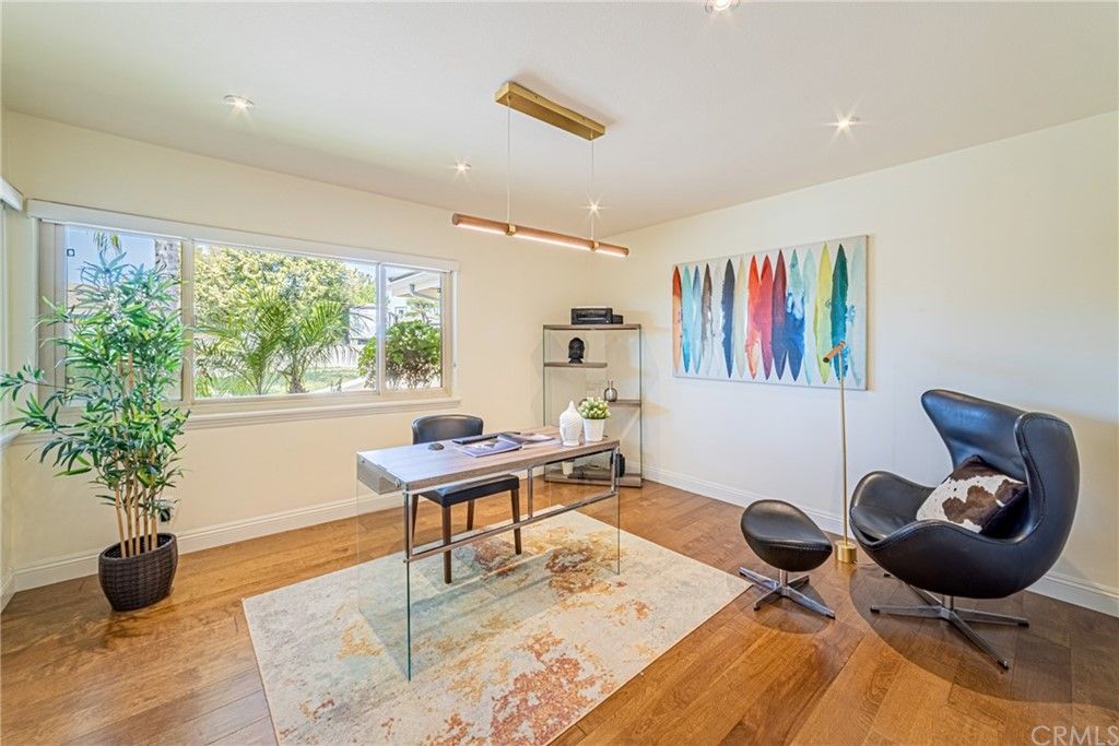 listing image 130729224557552171454