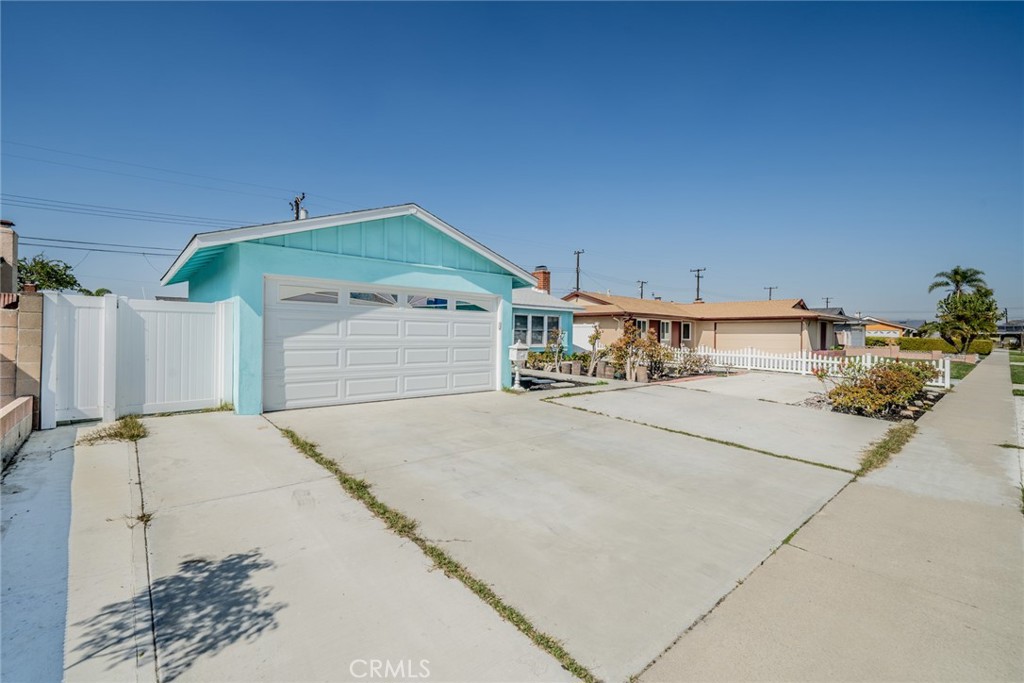 11861 Amethyst Street
