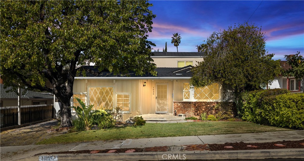 Photo 1 of 59 of 1035 E Valencia Avenue house
