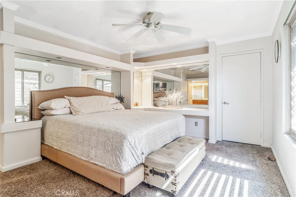 Palm Desert Country Club (32417) - Residential