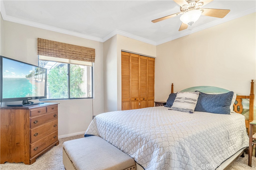 Palm Desert Country Club (32417) - Residential