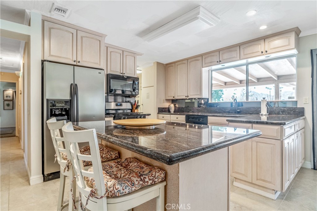 Palm Desert Country Club (32417) - Residential