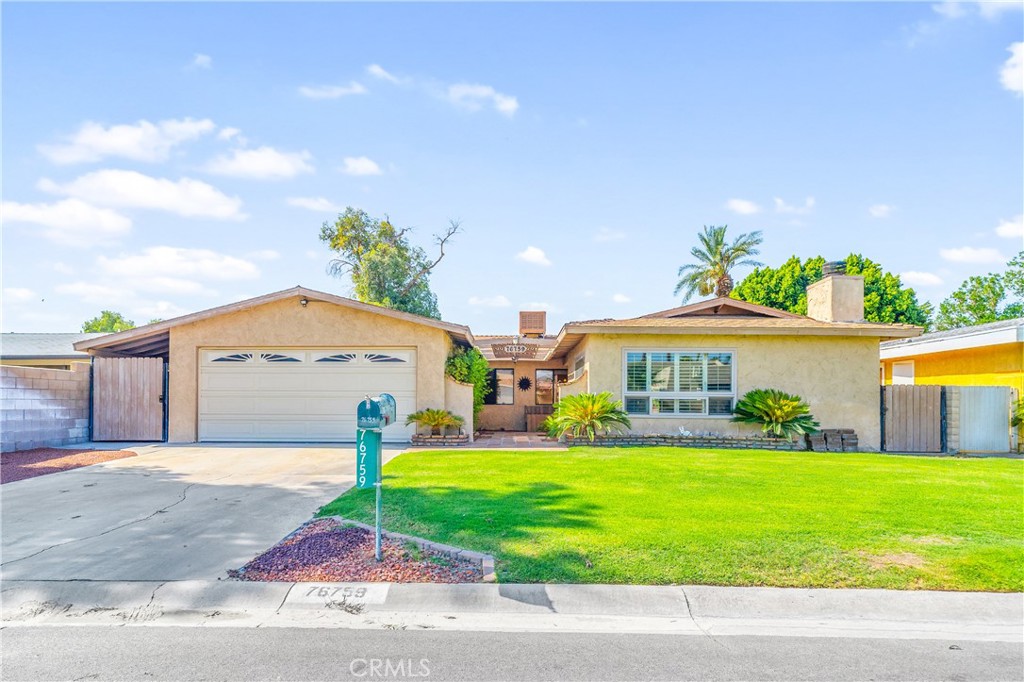 Palm Desert Country Club (32417) - Residential