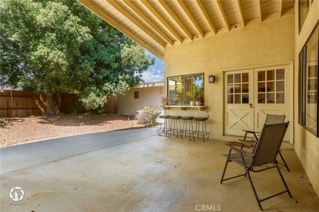 listing image 130725405608515956345