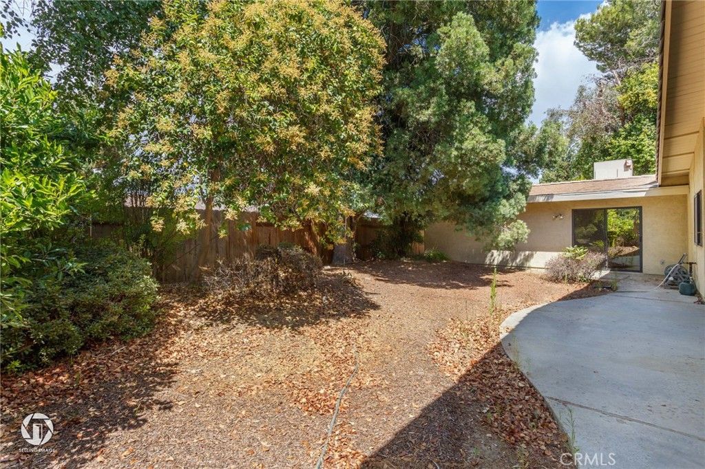 listing image 130724454316229511996