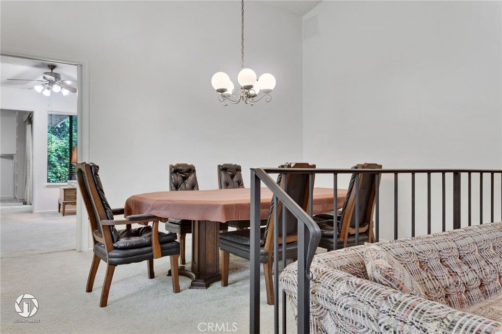 listing image 130724425786599746865
