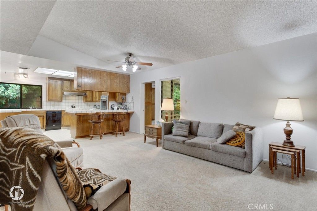 listing image 130724731980532712229
