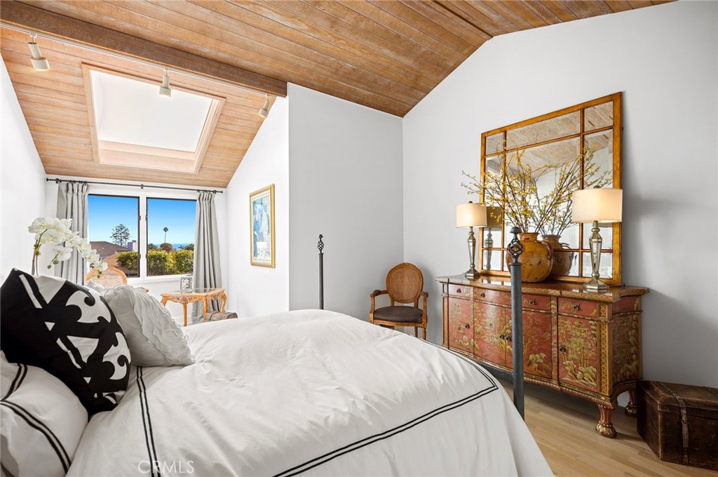 Emerald Bay (EB) - Residential