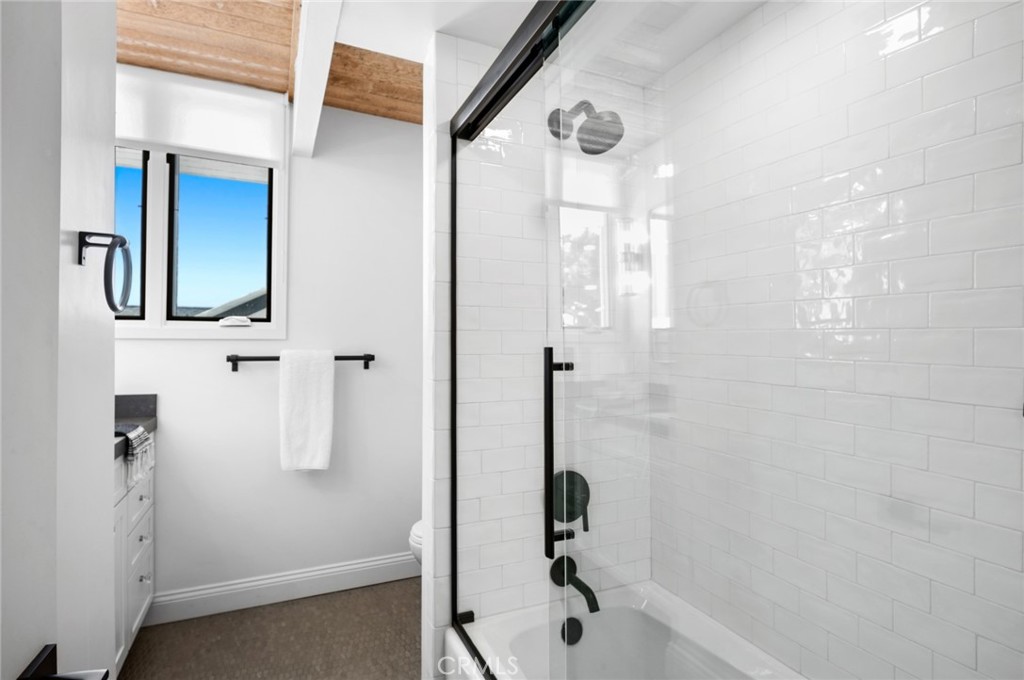 Emerald Bay (EB) - Residential