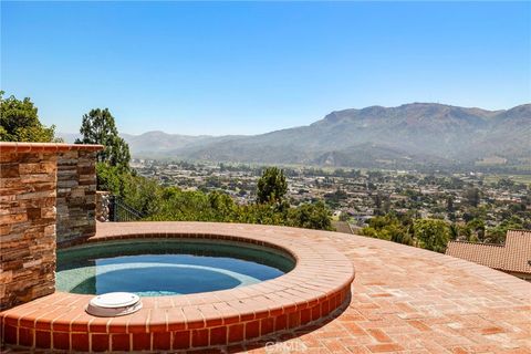 A home in Santa Paula