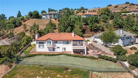 A home in Santa Paula