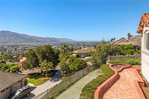 A home in Santa Paula