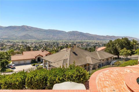 A home in Santa Paula