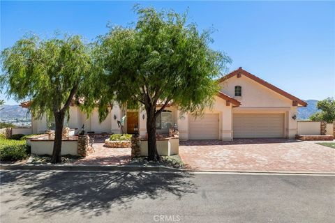 A home in Santa Paula