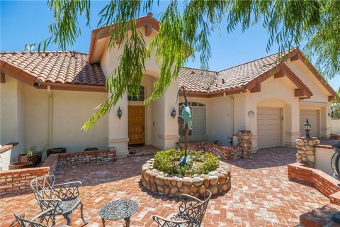 A home in Santa Paula