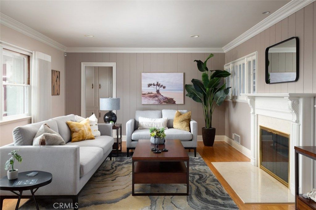 listing image 130728006000947033227