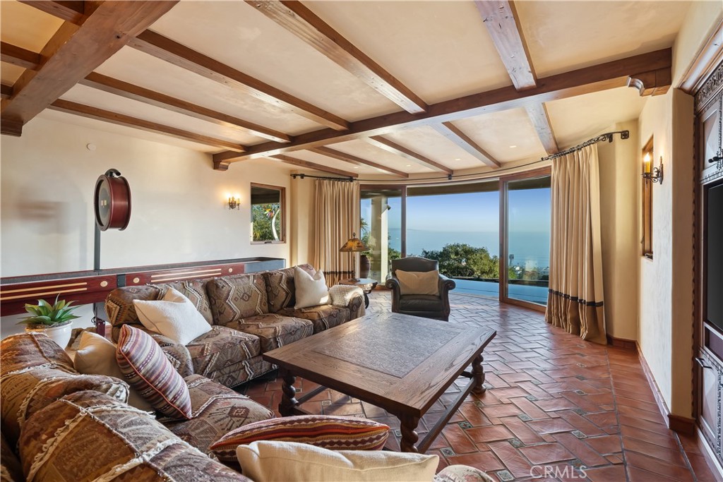 Avila Beach (320) - Residential