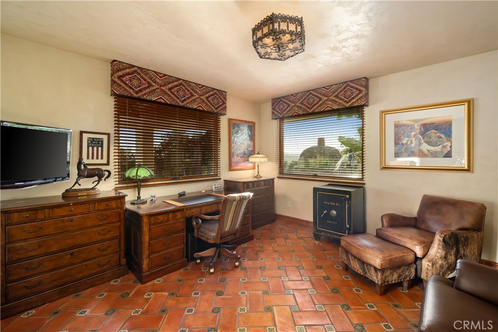 Avila Beach (320) - Residential