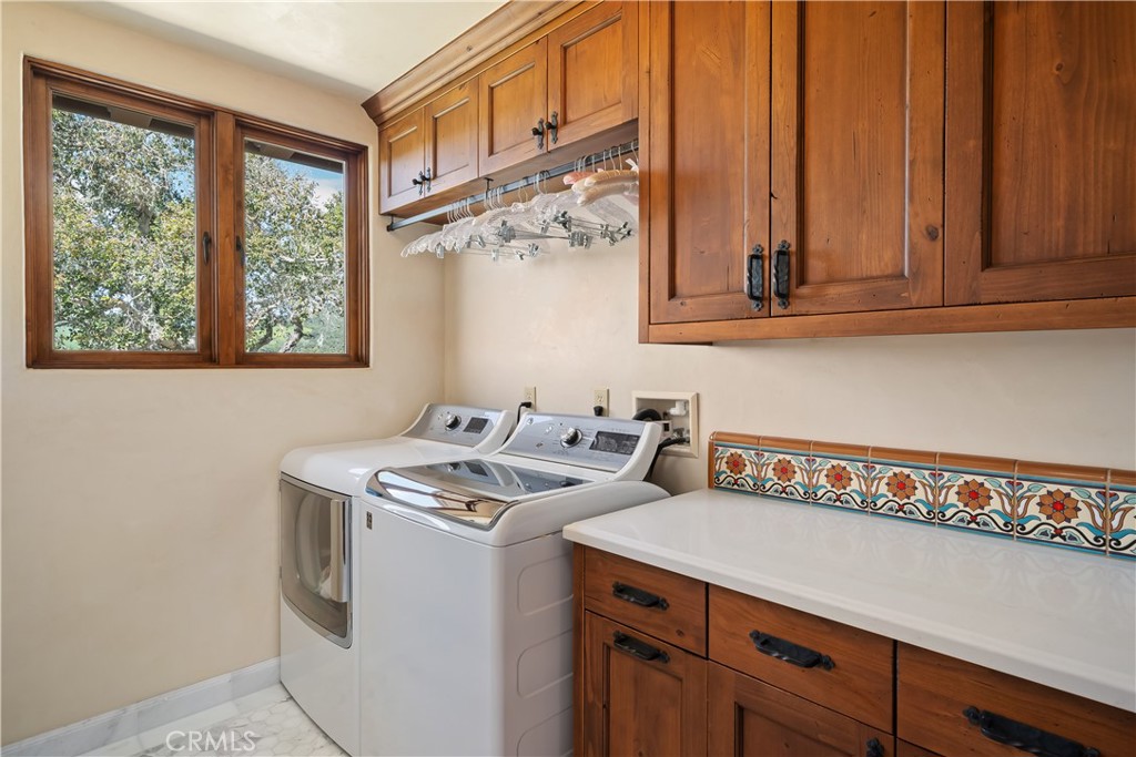 Avila Beach (320) - Residential