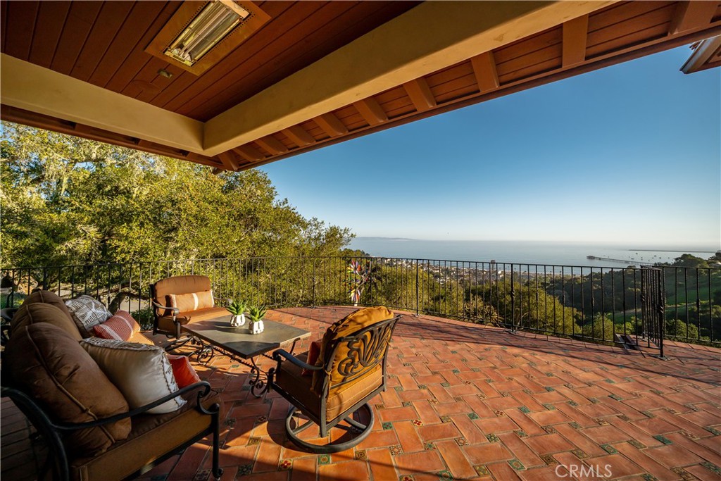 Avila Beach (320) - Residential