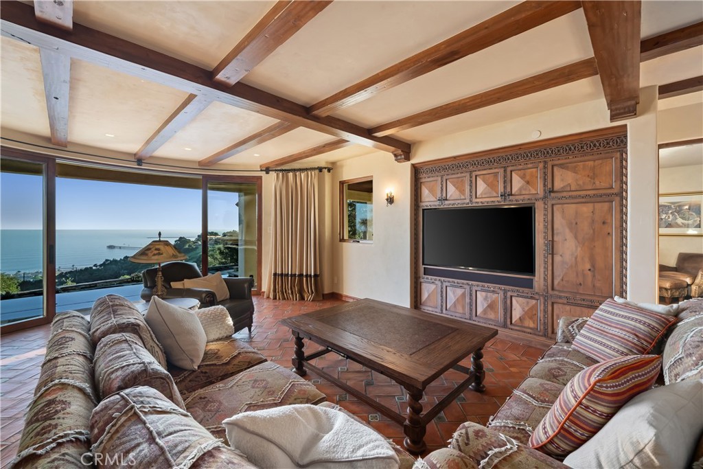 Avila Beach (320) - Residential