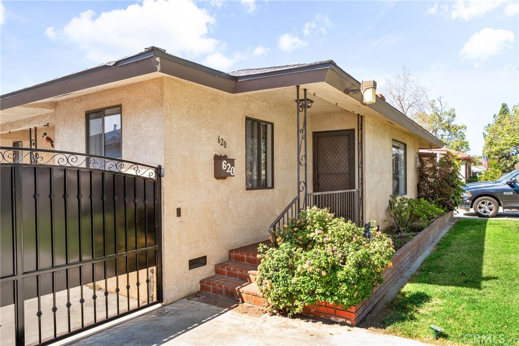 620 Olive Street