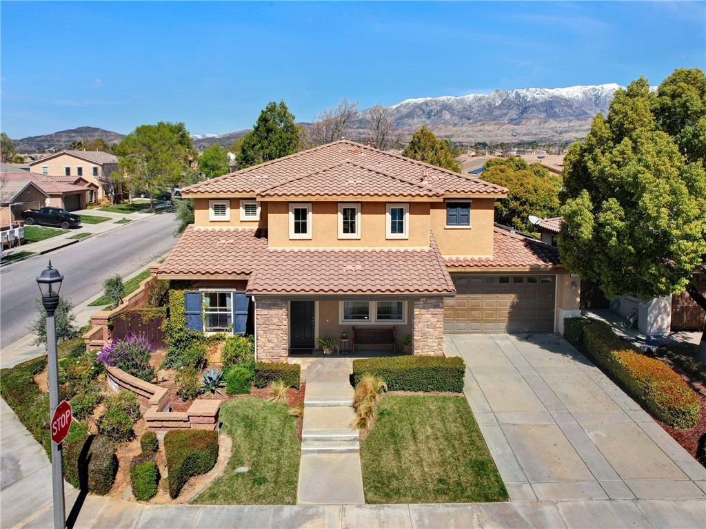 1404 N Tulip Circle