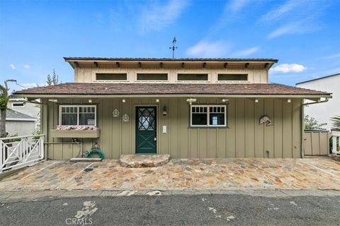 123 Upper Terrace Road Avalon CA 90704