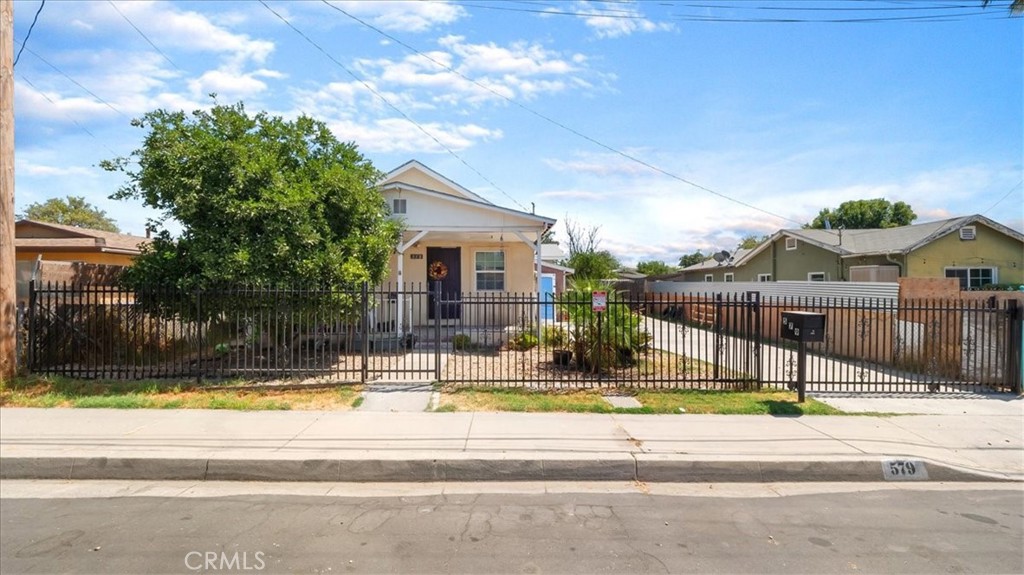 View San Bernardino, CA 92411 property