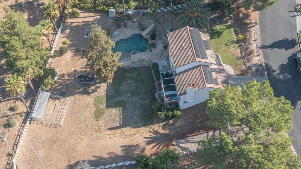listing image 64