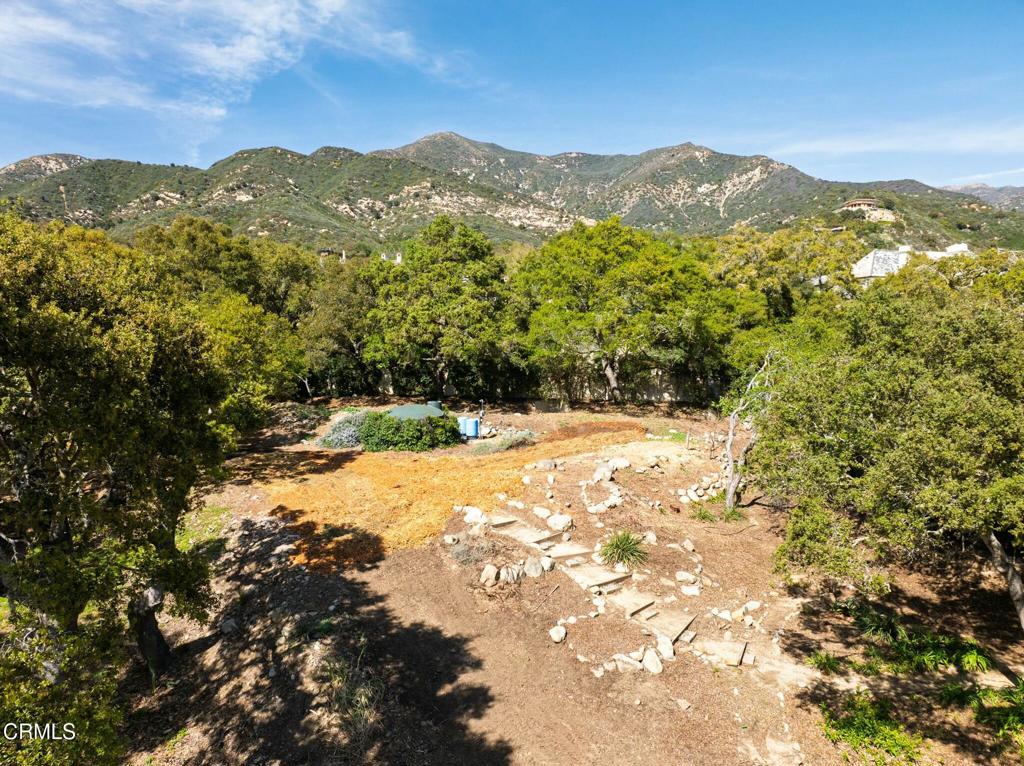 1297 E Mountain Drive